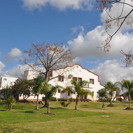 Hotel La Posta del Dayman Termas del Daymán Esterno foto