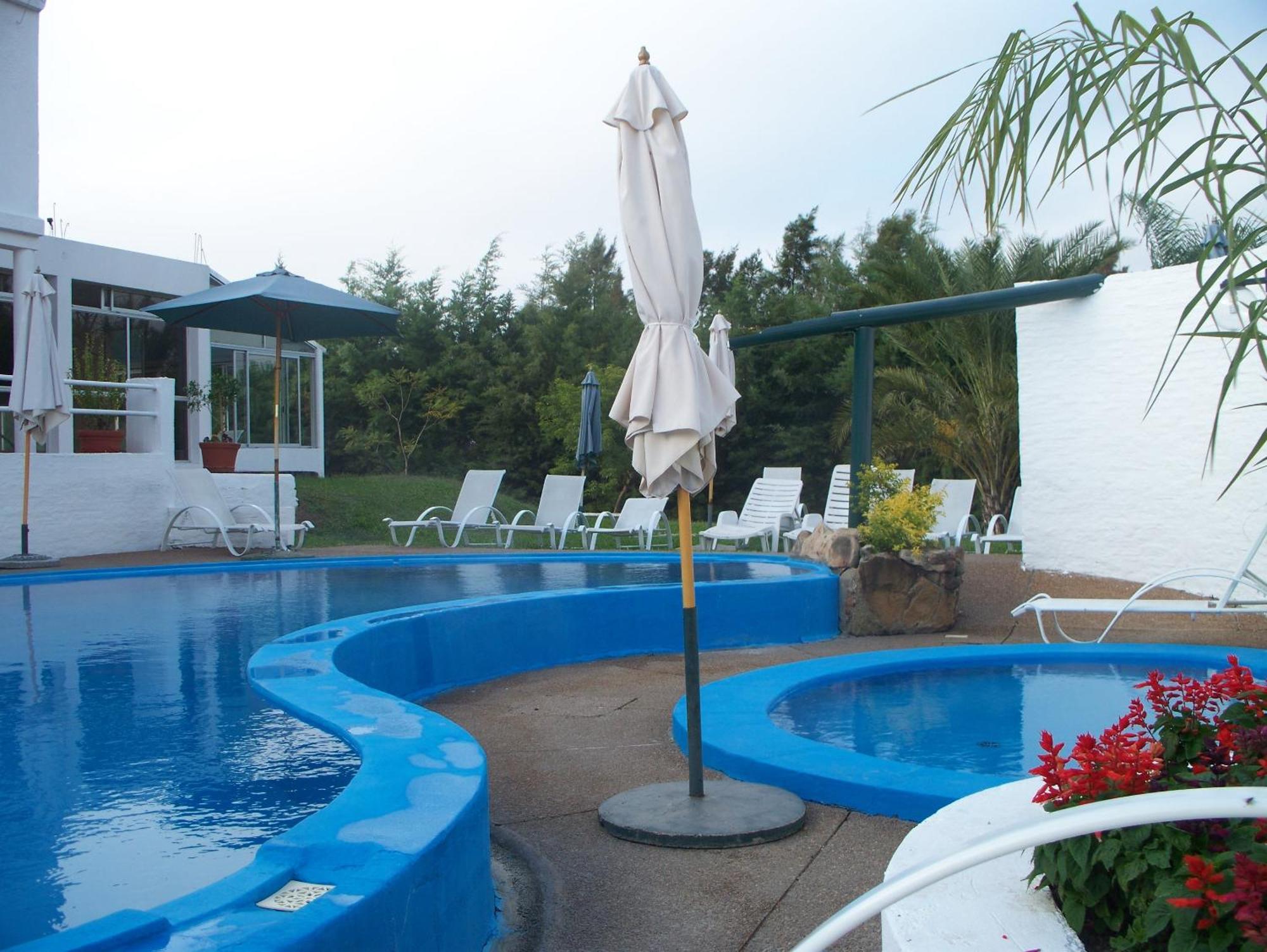 Hotel La Posta del Dayman Termas del Daymán Esterno foto