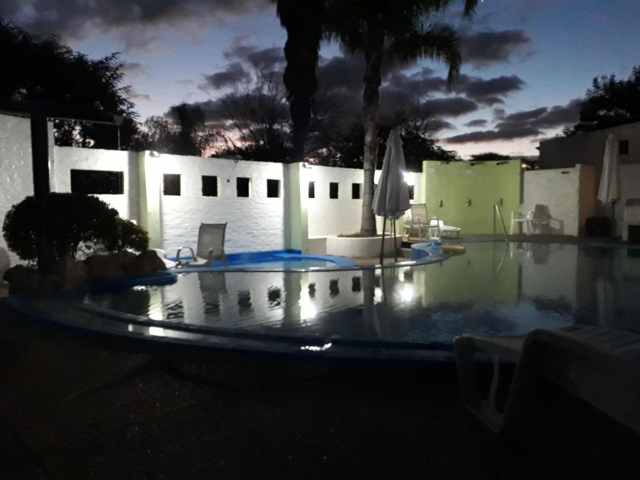 Hotel La Posta del Dayman Termas del Daymán Esterno foto